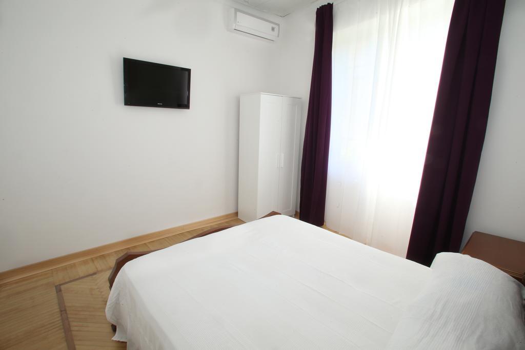 53 Solaro Apartments Sanremo Room photo